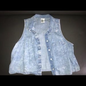 Denim sleeveless button down top